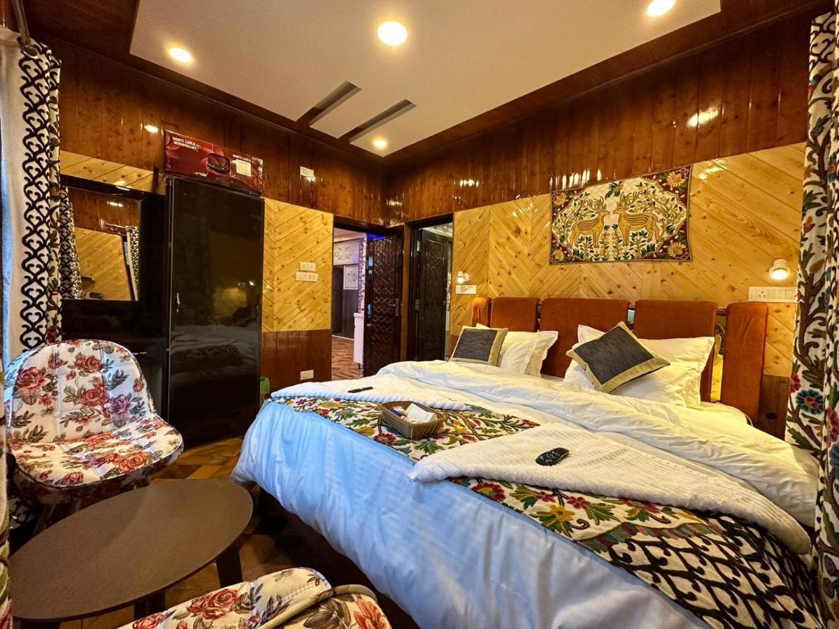 Cliff Cottage Pahalgam, Kashmir Batakut Eksteriør billede