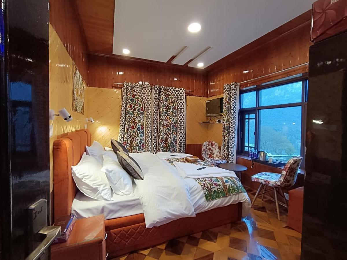 Cliff Cottage Pahalgam, Kashmir Batakut Eksteriør billede