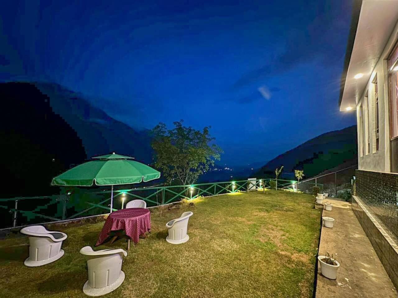 Cliff Cottage Pahalgam, Kashmir Batakut Eksteriør billede