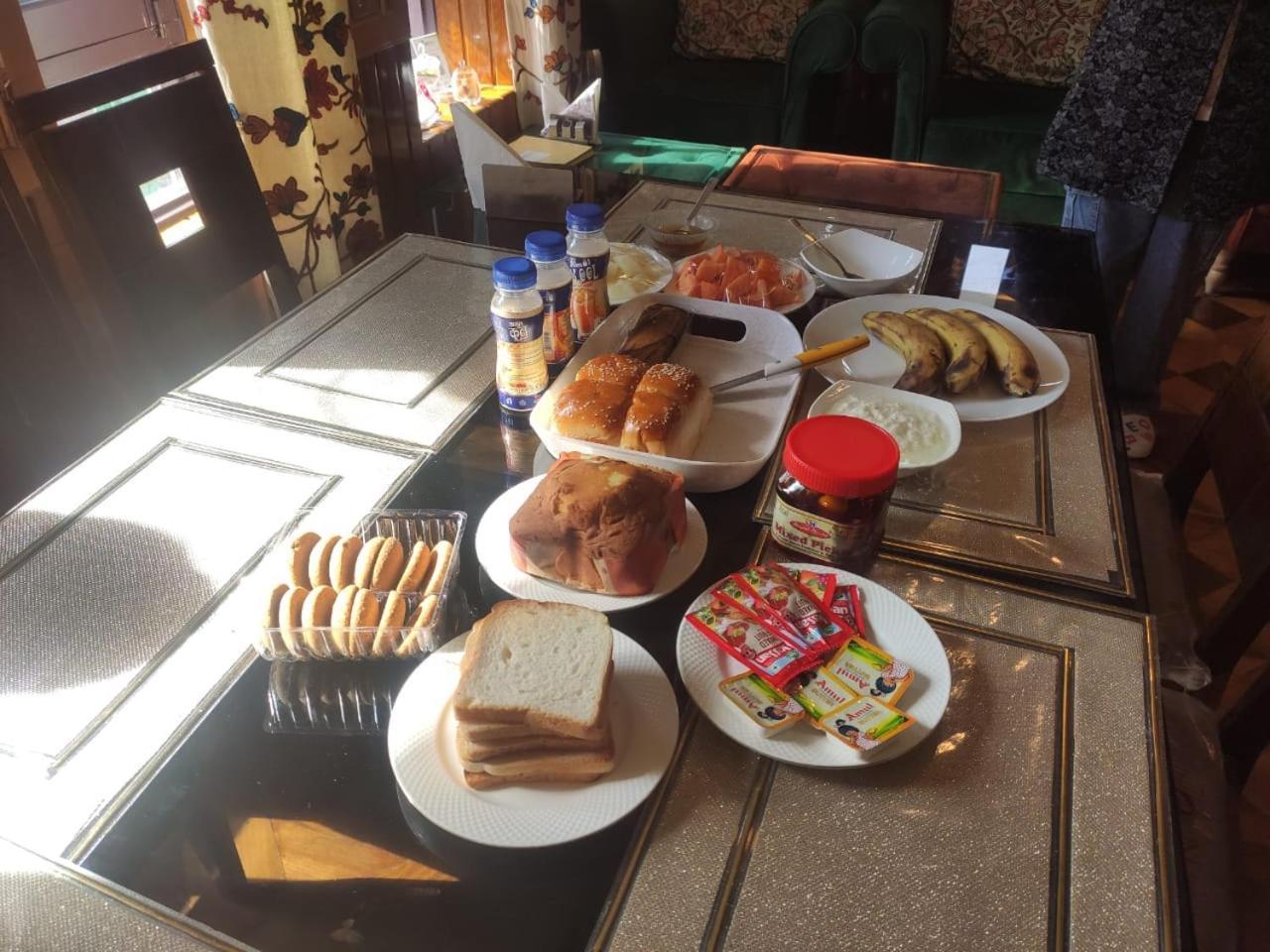Cliff Cottage Pahalgam, Kashmir Batakut Eksteriør billede