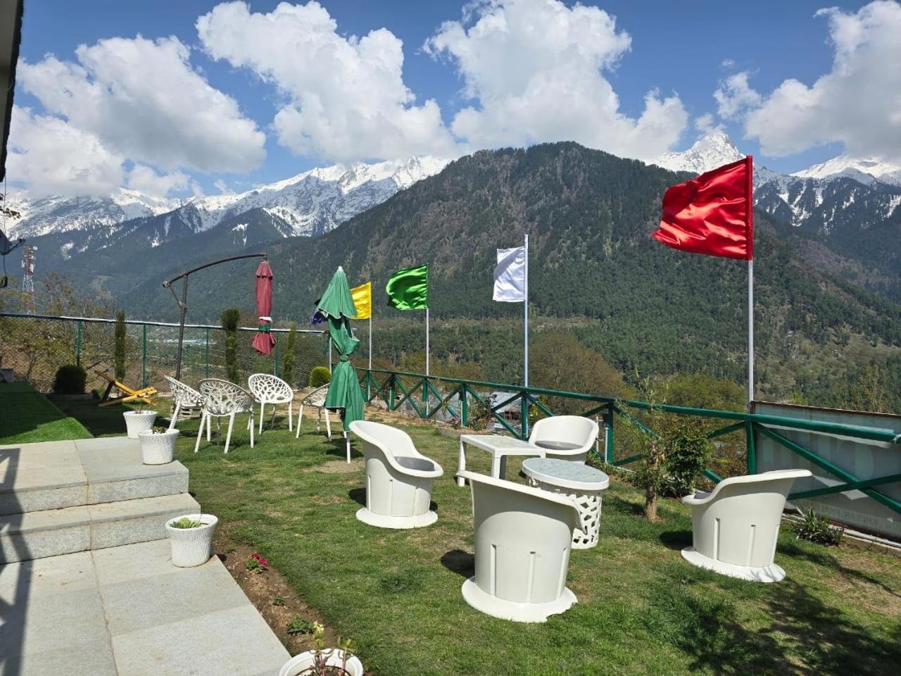 Cliff Cottage Pahalgam, Kashmir Batakut Eksteriør billede