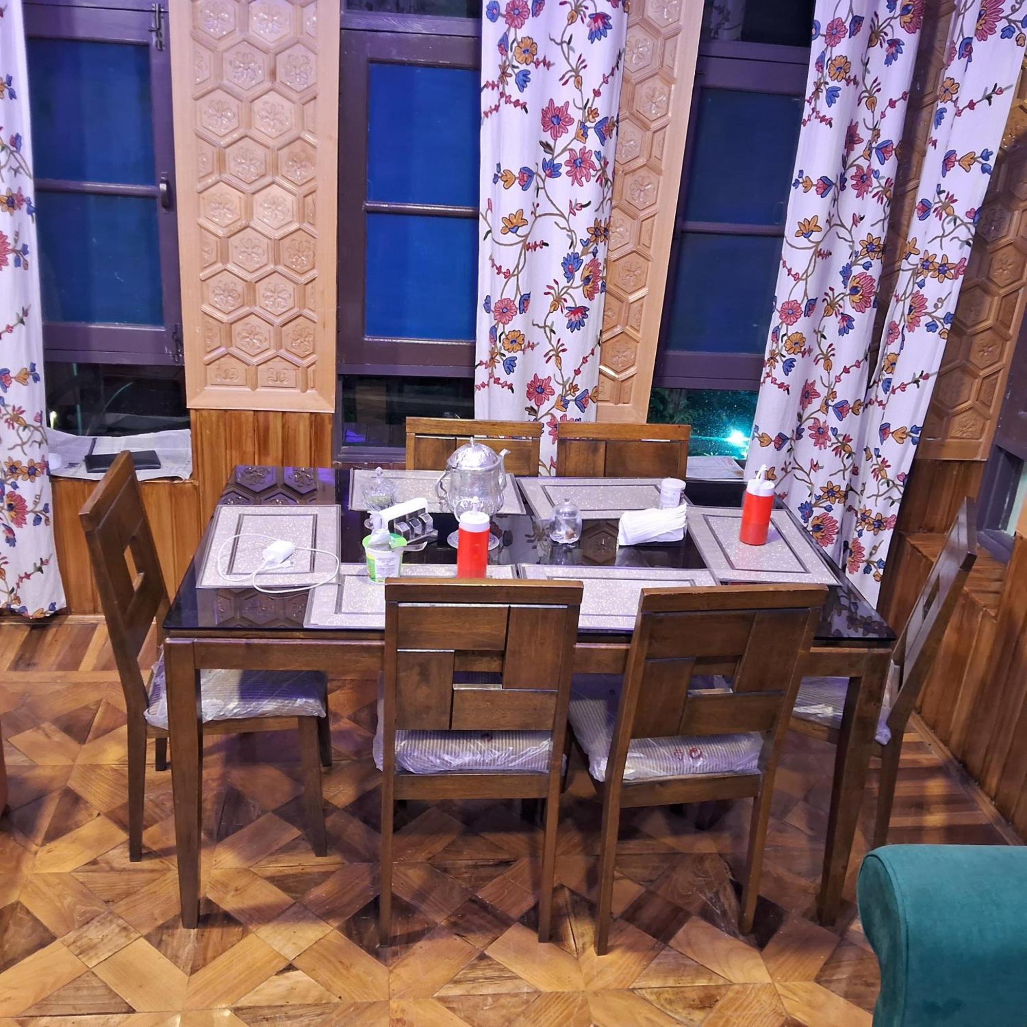 Cliff Cottage Pahalgam, Kashmir Batakut Eksteriør billede