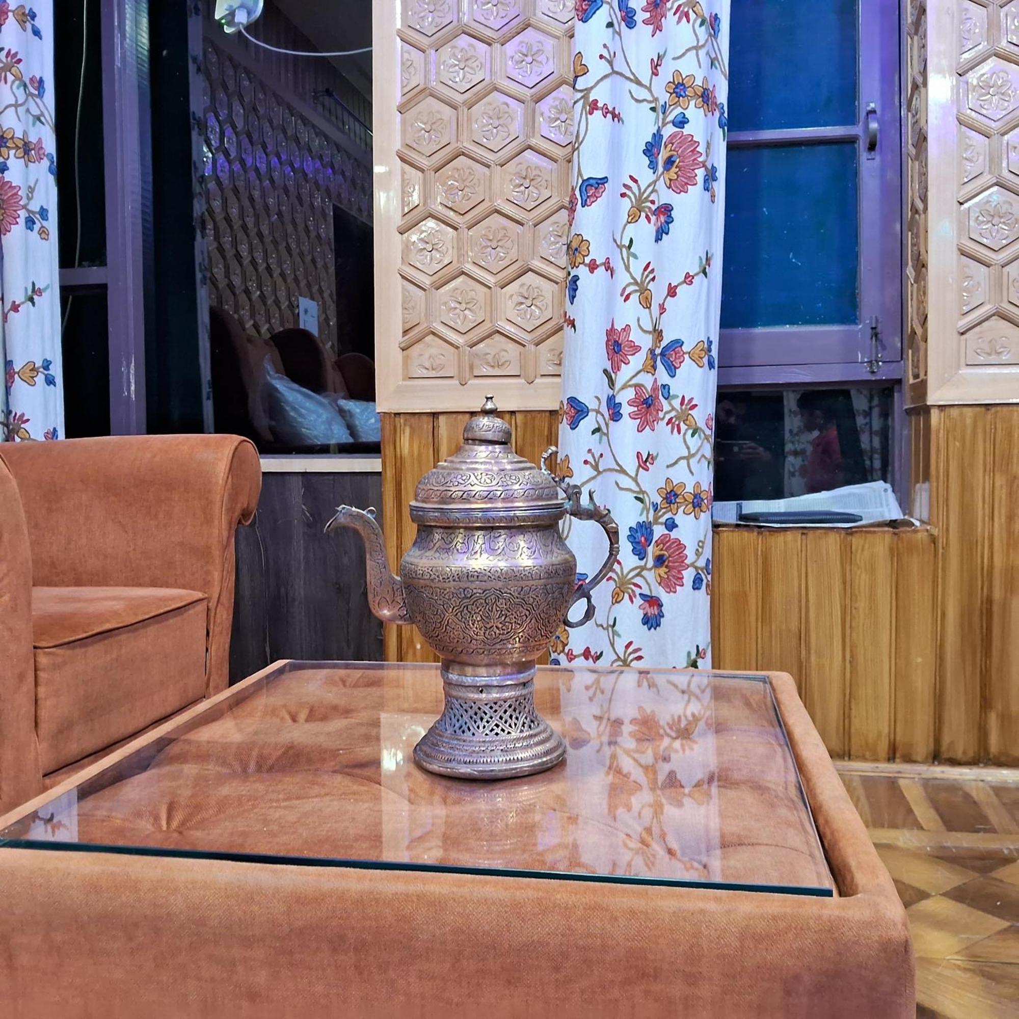 Cliff Cottage Pahalgam, Kashmir Batakut Eksteriør billede