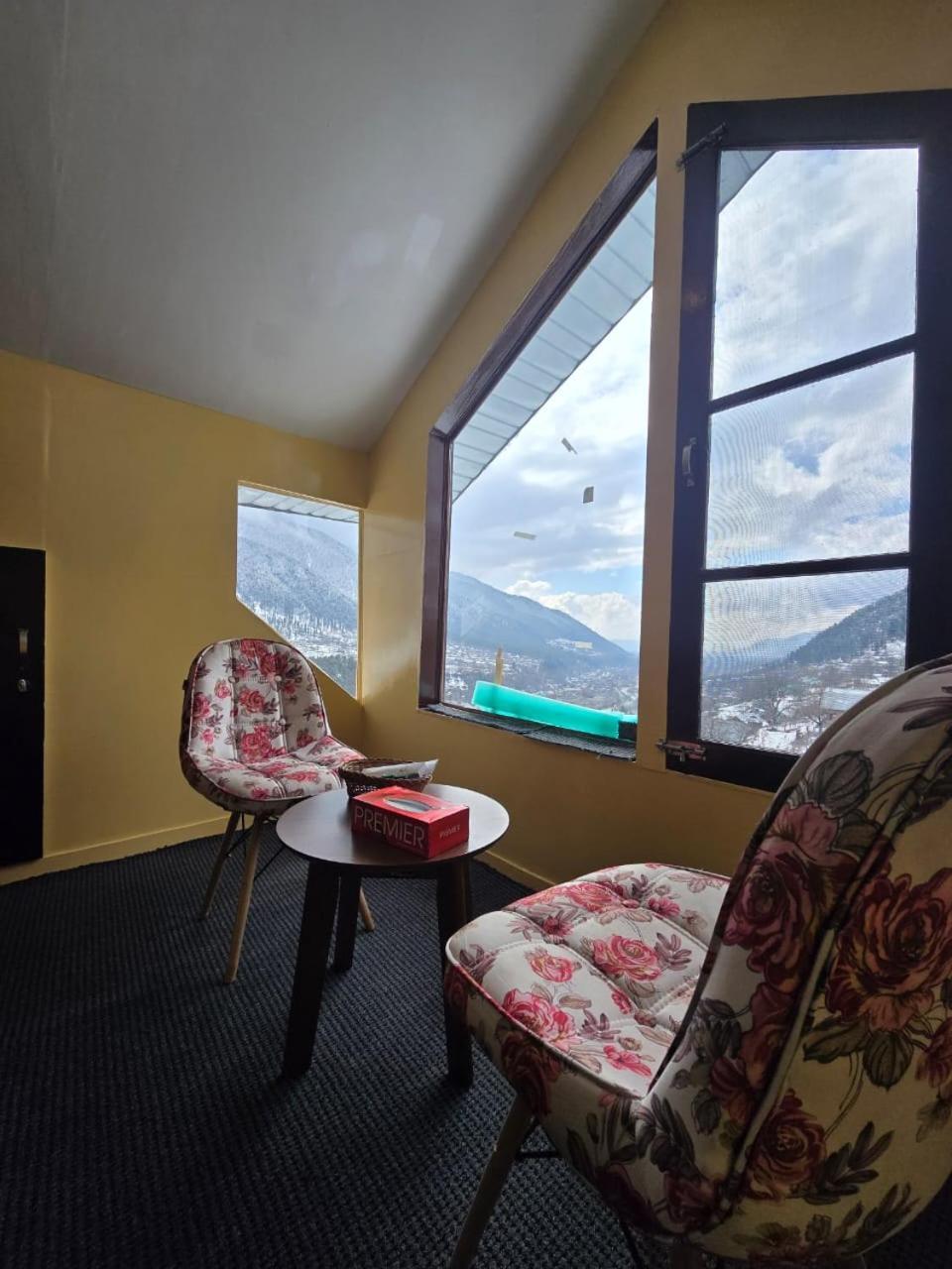 Cliff Cottage Pahalgam, Kashmir Batakut Eksteriør billede